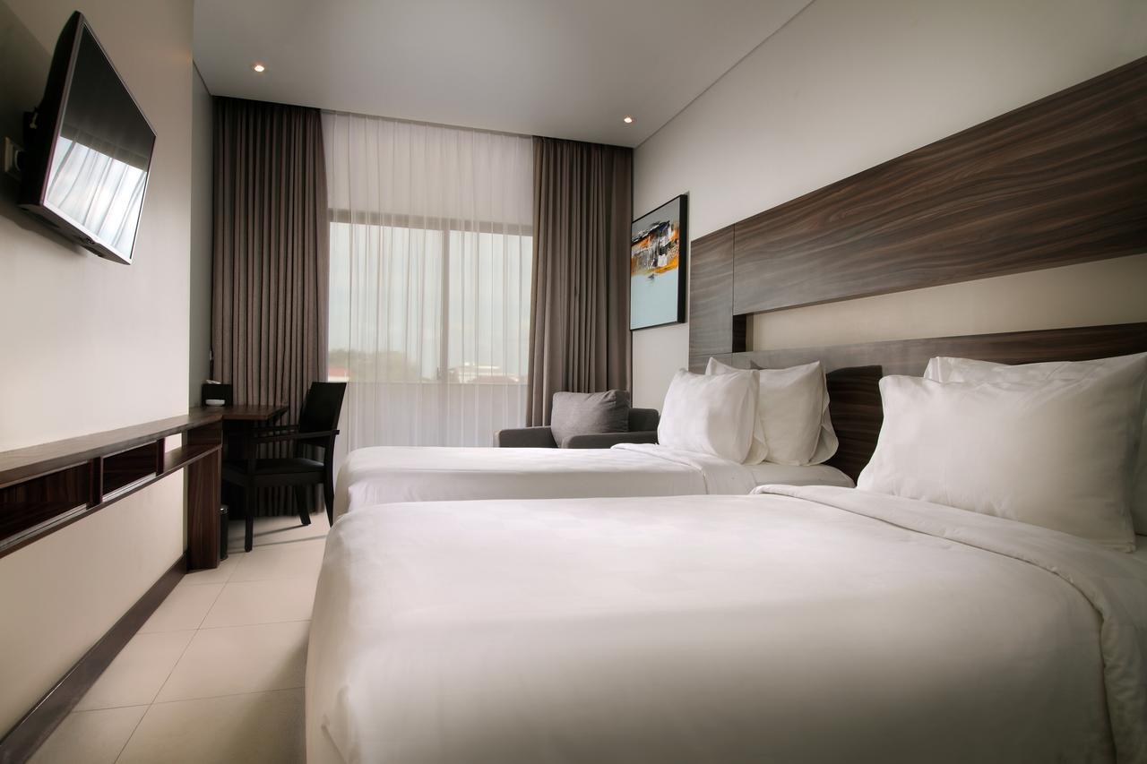 Helios Hotel Bone Watampone Екстер'єр фото