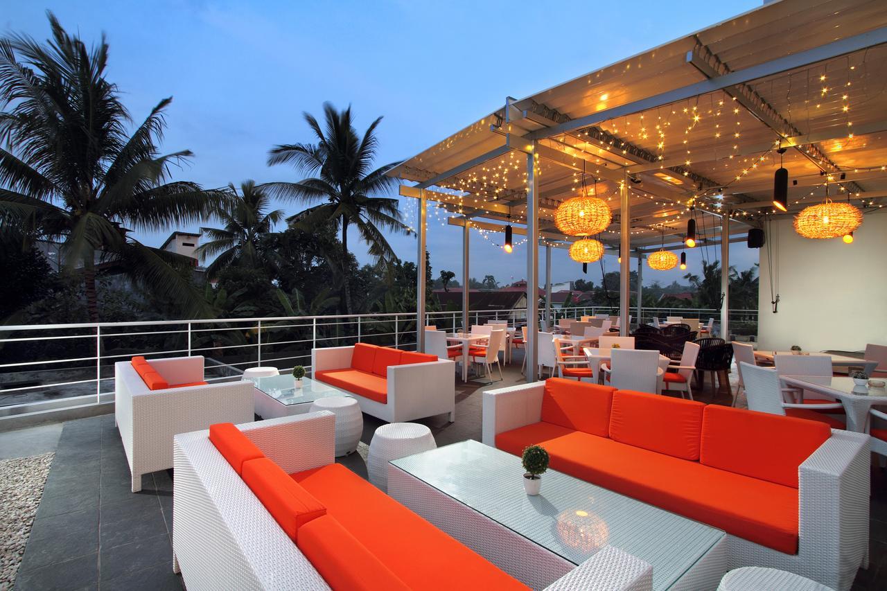 Helios Hotel Bone Watampone Екстер'єр фото